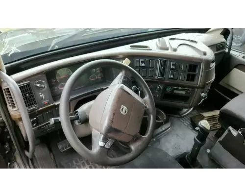 Volvo VNL Dash Assembly