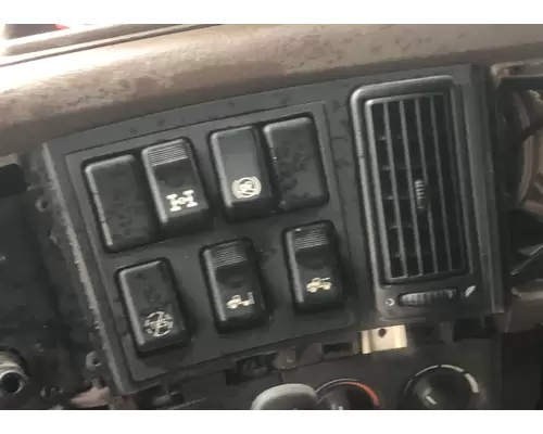 Volvo VNL Dash Panel