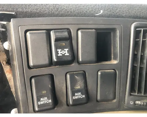 Volvo VNL Dash Panel
