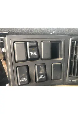 Volvo VNL Dash Panel