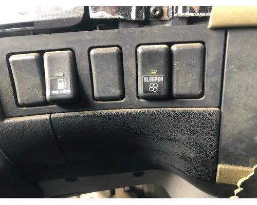Volvo VNL Dash Panel