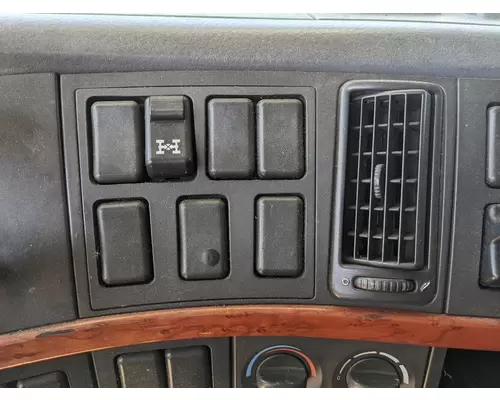 Volvo VNL Dash Panel