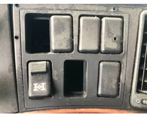 Volvo VNL Dash Panel