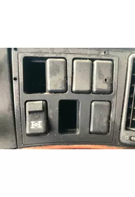 Volvo VNL Dash Panel