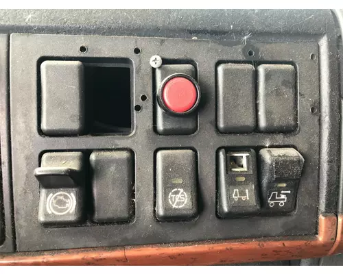 Volvo VNL Dash Panel