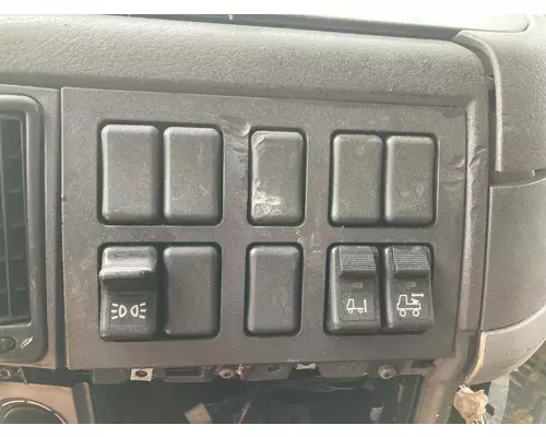 Volvo VNL Dash Panel