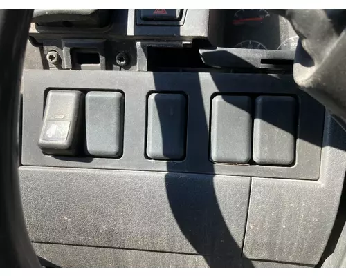 Volvo VNL Dash Panel