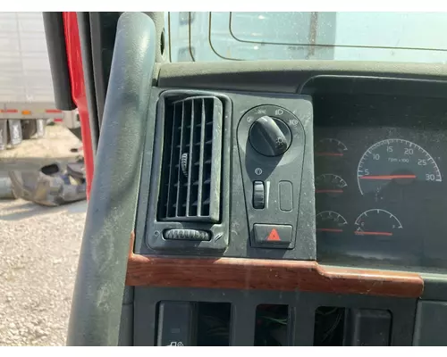 Volvo VNL Dash Panel