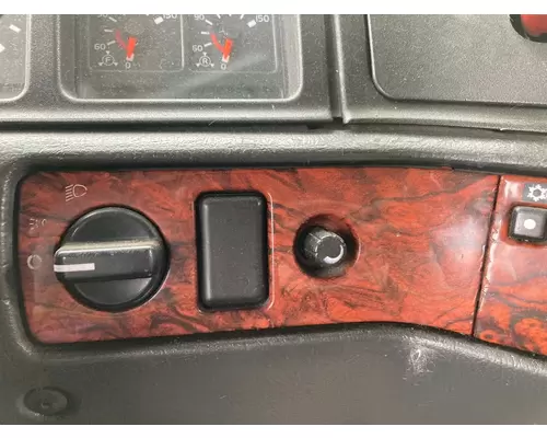 Volvo VNL Dash Panel