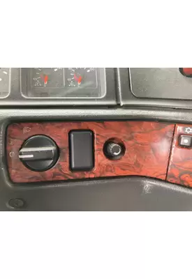 Volvo VNL Dash Panel