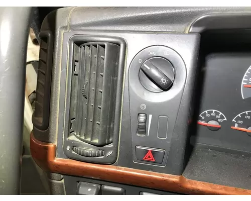 Volvo VNL Dash Panel