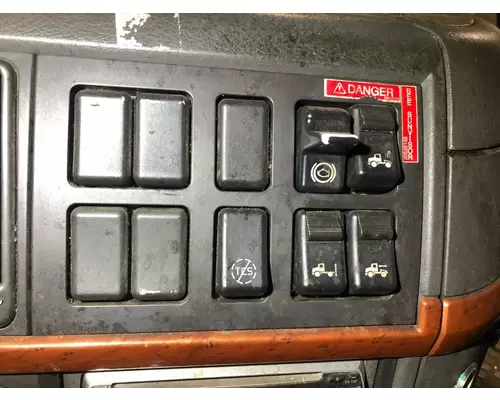 Volvo VNL Dash Panel