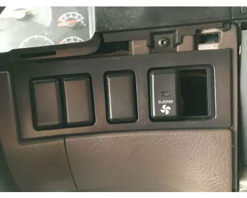 Volvo VNL Dash Panel