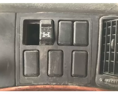 Volvo VNL Dash Panel