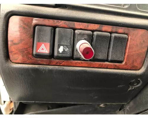 Volvo VNL Dash Panel