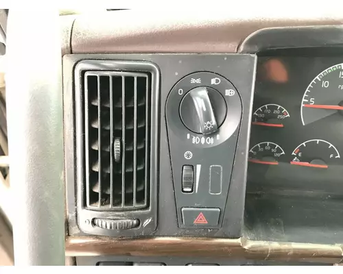 Volvo VNL Dash Panel