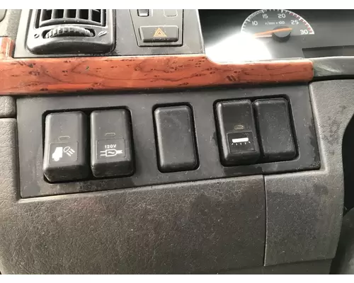 Volvo VNL Dash Panel