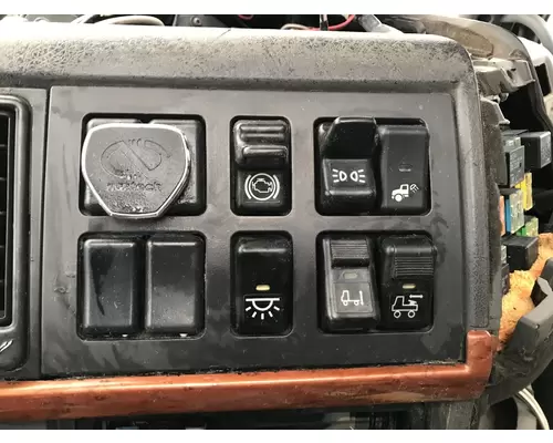 Volvo VNL Dash Panel