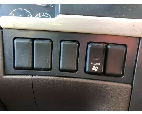 Volvo VNL Dash Panel