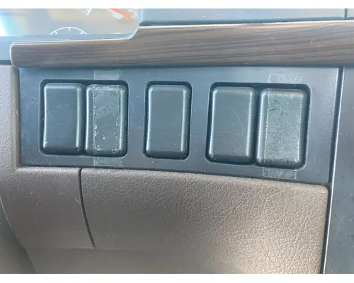 Volvo VNL Dash Panel