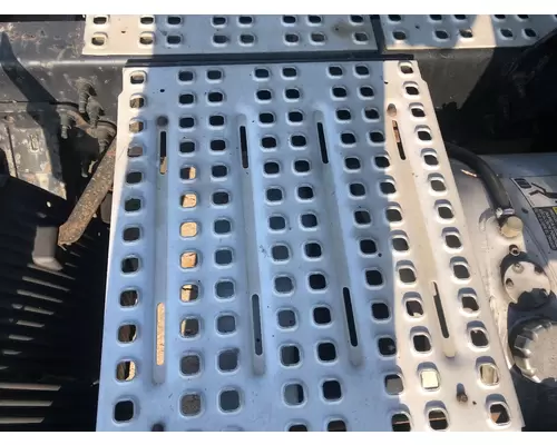 Volvo VNL Deckplate