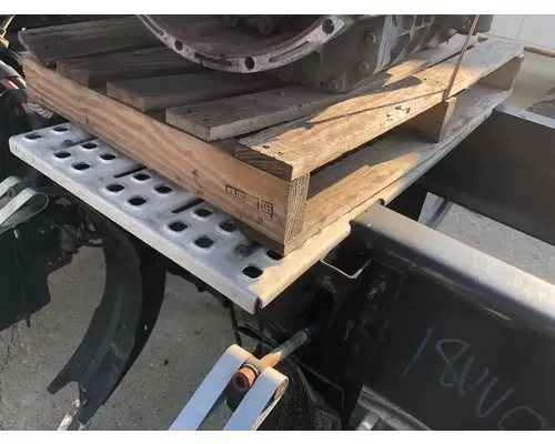 Volvo VNL Deckplate