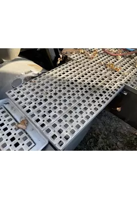 Volvo VNL Deckplate