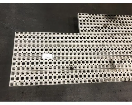 Volvo VNL Deckplate