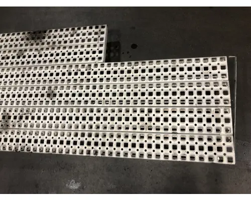 Volvo VNL Deckplate