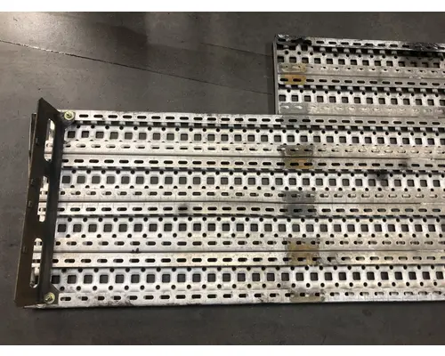 Volvo VNL Deckplate