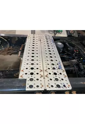 Volvo VNL Deckplate