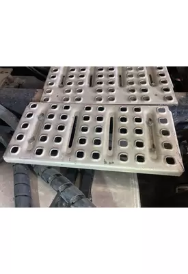 Volvo VNL Deckplate