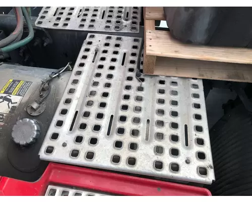 Volvo VNL Deckplate
