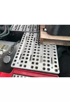 Volvo VNL Deckplate