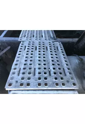 Volvo VNL Deckplate