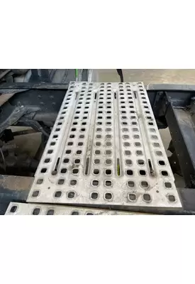 Volvo VNL Deckplate