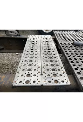 Volvo VNL Deckplate