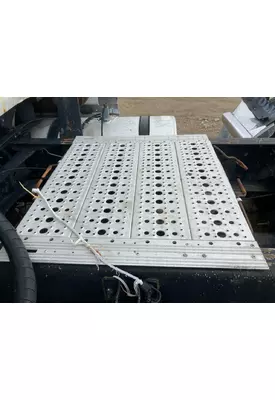 Volvo VNL Deckplate