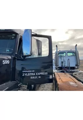 Volvo VNL Door Assembly, Front