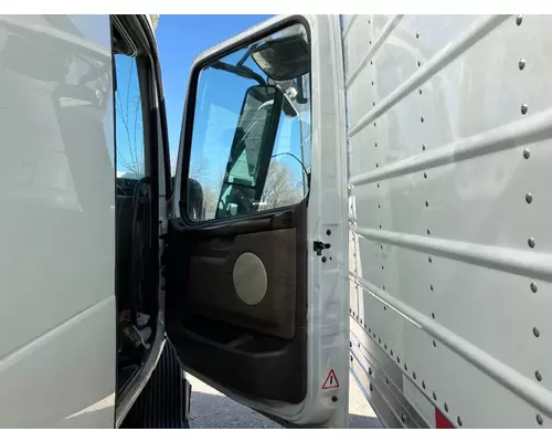 Volvo VNL Door Assembly, Front