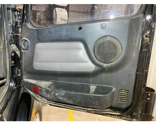 Volvo VNL Door Assembly, Front