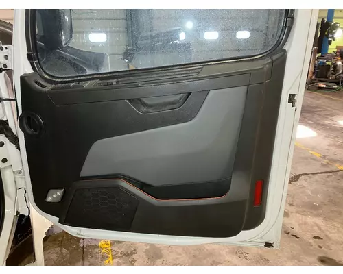 Volvo VNL Door Assembly, Front