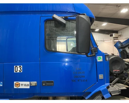 Volvo VNL Door Assembly, Front