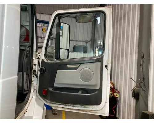 Volvo VNL Door Assembly, Front