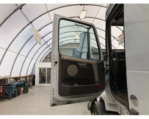 Volvo VNL Door Assembly, Front