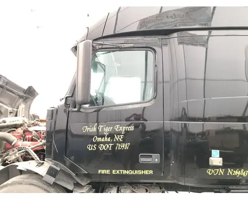 Volvo VNL Door Assembly, Front