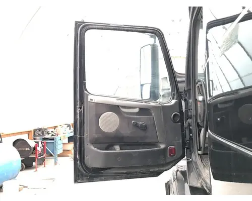 Volvo VNL Door Assembly, Front