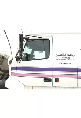 Volvo VNL Door Assembly, Front