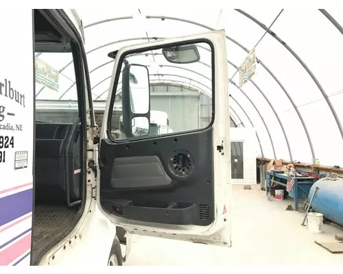 Volvo VNL Door Assembly, Front