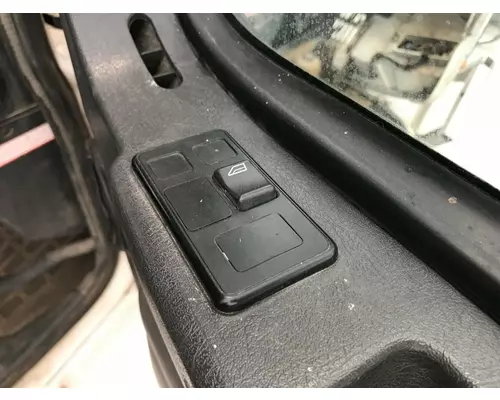 Volvo VNL Door Assembly, Front